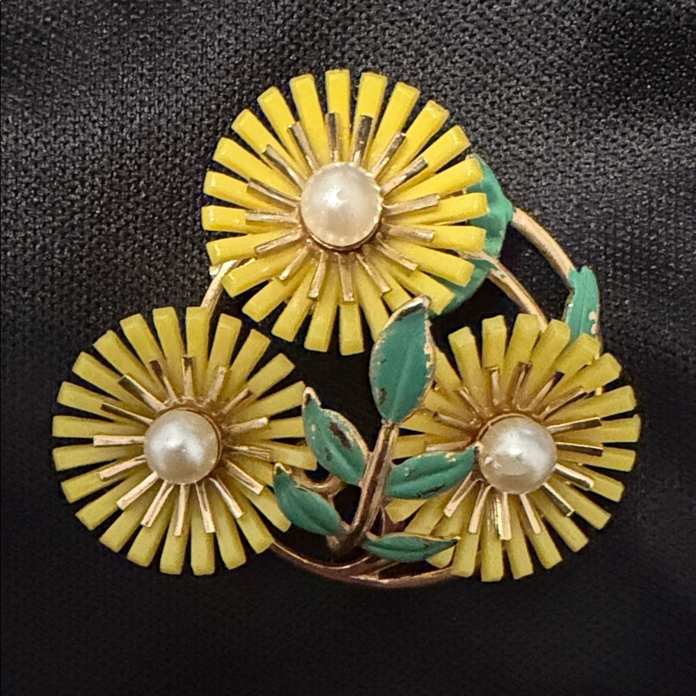 Yellow Floral Pearl Center Brooch - Women Jewelry